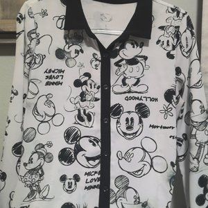Women's Large Disney Mickey Mouse shirt